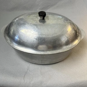 Vintage Household Institute Aluminium Oval Bräter Pfanne mit Deckel Untersetzer USA Bakelit - Bild 1 von 7