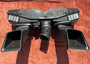 Porsche 991 991.2 GT3 Luftfilter Luftfilterkasten Luftfiltergehäuse 99111002298 - Bild 1 von 11