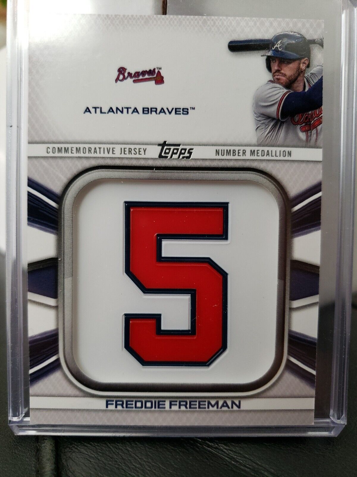 Freddie Freeman Jersey Number /299 Medallion Card Relic Braves 