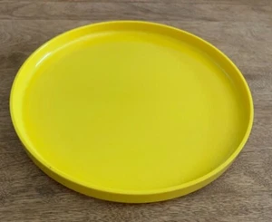 Dinner Plate Heller Massimo Vignelli Plastic Melamine Mid Century Yellow USA - Picture 1 of 2