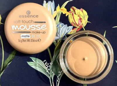 Essence Soft Touch Mousse Makeup 16g 01 Matt Sand - Bild 1 von 2