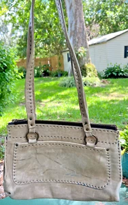 Cartera de hombro de cuero vintage hecha a mano hippie boho costura pesada latón única en su clase - Imagen 1 de 8