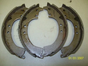 1970-1984 Toyota Corolla,Corona,Cresida 9" x 1&9/16" Bonded Rear Brake Shoes - Picture 1 of 1