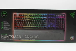 Razer Huntsman V2 Analog Gaming Keyboard: Adjustable Actuation via Analog - Picture 1 of 10