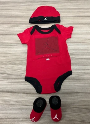 NIKE Jordan Air Jumpman 3 Piece Infant Baby Set New Born 0-6 Months