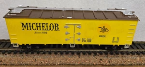 LIFE LIKE HO SCALE MICHELOB BEER REEFER CAR - Picture 1 of 7