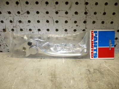 Piezas ilimitadas Triumph Bonneville Speedmaster TT600 + palanca de freno de repuesto Foto 1 de 4