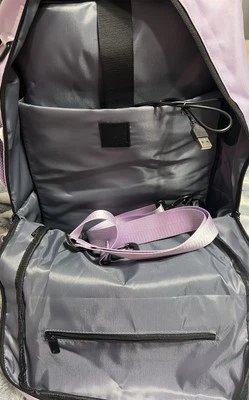 Mochila de viaje convertible púrpura nueva sin etiquetas Foto 1 de 4