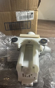 WH23X10040 GE WASHER DRAIN PUMP (NEW) - Picture 1 of 7