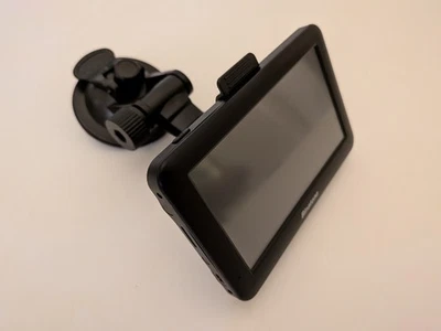 Binatone U435 4.3 Inch Sat Nav Lifetime Maps Uk & ROI Navigation System  - Image 1 of 4