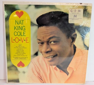 Nat King Cole L-O-V-E LP Album Vinyl Record T2195 VG/VG+ Vintage Capitol Records - Foto 1 di 3