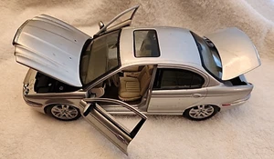 Maisto -Silver Jaguar X type - 1/18 Diecast Car - Picture 1 of 16