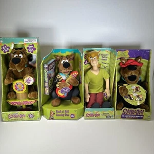 Rare Lot Of 4 NOS VTG 2000 Equity Cartoon Network Scooby Doo Electronic Plush - Picture 1 of 24