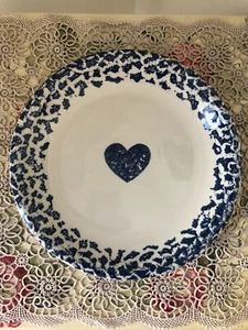 FOLK CRAFT BY TIENSHAN HEARTS BLUE SPONGE DINNER PLATE EUC!! - Picture 1 of 8
