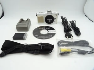 Olympus PEN E-P2 Systemkamera 12,3 Megapixel - nur Gehäuse -Vom Händler- - Bild 1 von 7