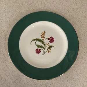 One (1) Homer Laughlin Cavalier Eggshell Dinner Plate - - Picture 1 of 3