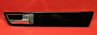 Range Rover Sport 2010-2013 pasajero trasero derecho interior moldura de puerta con manija Foto 1 de 4