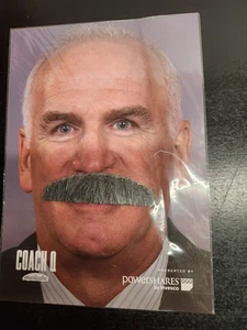Coach Q Moustache Stadium Gewinnspiel – Florida Panthers Cheftrainer Joel Quenneville - Bild 1 von 5