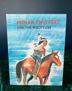 Indian Two Feet and the Wolf Cubs von Margaret Friskey -- Vintage Hardcover 1971 - Bild 1 von 16