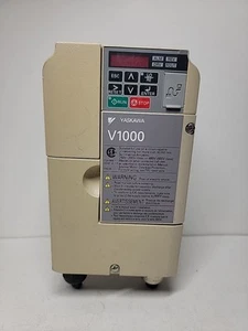 Yaskawa V1000 CIMR-VUBA0006EAB VFD 200-240VAC / 3 phases / 6A / 5A / - Photo 1/5