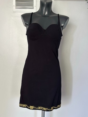 Abito da notte Moschino nero taglia M prezzo speciale £155