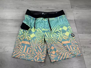 Volcom Shorts Mens 30 Green Yellow Mod-Tech Board Trunks Swimming Geometric - Picture 1 of 12