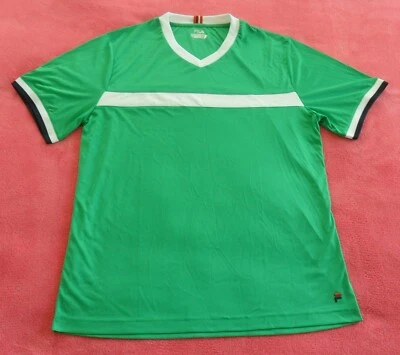 Fila PERFORMA HERITAGE HIGH V-NECk TEE Tennis UV Protection Shirt~Mens sz M~NWT~ Foto 1 de 4