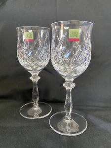 Nuevo Hoya Japón CRISTAL CORTADO 6 1/8" COPAS DE VINO BORGOÑA Más de 24% PbO JUEGO DE 2 - Imagen 1 de 8