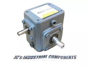 BOSTON GEAR 40:1 Ratio 71040JT3 Speed Reducer 151 In Lbs - Picture 1 of 13