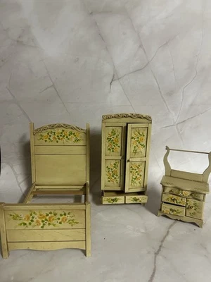 1:12 Scale Vintage Yellow Floral Bedroom Set for Dollhouse - Image 1 of 4