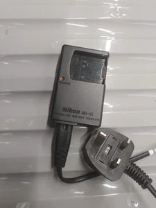 Genuine Nikon MH-63 charger For EN-EL10 CoolPix S5100 S4000 S3000 S230 S570 S220 - Picture 1 of 2