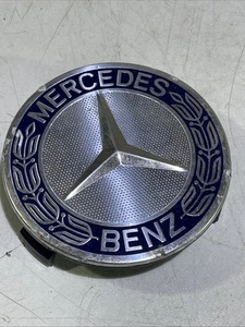 Mercedes Vito W639 2003-2014 Center Wheel Cap A1714000025 - Picture 1 of 7