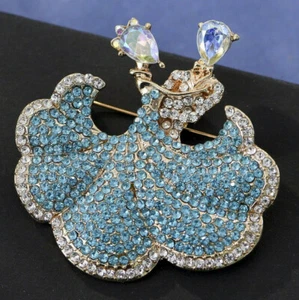 Broche de cristal de estrás austriaco para salón de baile azul dorado P60G - Imagen 1 de 4