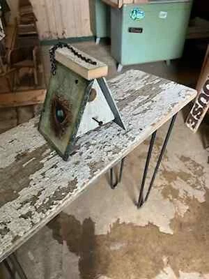 Casa para pájaros Wren de madera de granero rústica recuperada con techo de pizarra - decoración de jardín colgante Foto 1 de 4