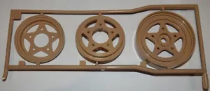 Tamiya ORIGINAL FAV Front Wheel F Parts NEW 58046 Fast Attack Vehicle - Picture 1 of 1
