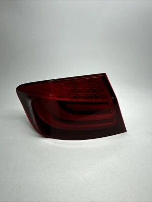 Luz trasera izquierda lado del conductor OEM BMW F10 528I 535I 550I M5 2011-2013 Foto 1 de 4