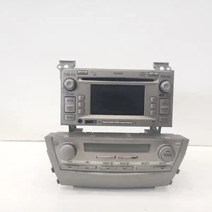 TOYOTA AURION STEREO/HEAD UNIT CD STACKER-6 DISC, GSV40R, W/ BLUETOOTH & REV - Picture 1 of 4