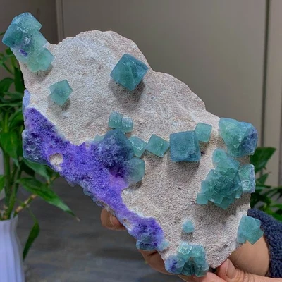 Muestra de cristal mineral fluorita cúbica verde-púrpura transparente raro de 1,48 lb/China Foto 1 de 4