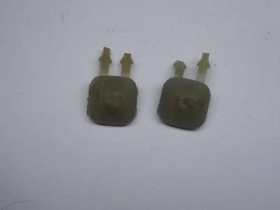 Lenovo Ideapad S400 Gummifüsse vom unterem Gehäuse ZWEI Stück #3668 - Bild 1 von 3