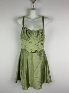 Princess Polly Dress Size 6 Woman Green Silky Corset Mini Flowy Sexy - Picture 1 of 3
