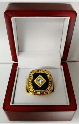 Cardenales de San Luis - Anillo Serie Mundial 1967 con caja de exhibición de madera Foto 1 de 4