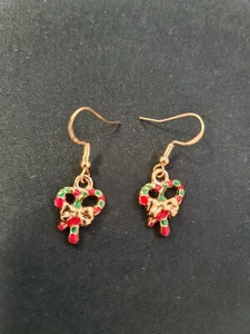 Brand New Red And Green Christmas Earrings - Picture 1 of 3