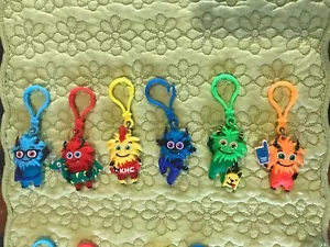 Lot of 5 kids heart challenge keychains - Picture 1 of 8