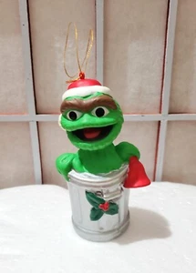VINTAGE 1993 Jim Henson Christmas Ornament Oscar The Grouch Muppets Sesame St - Picture 1 of 3
