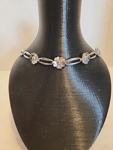 Vintage Unsigned Silver-toned Flower Modernist Necklace - Picture 1 of 16