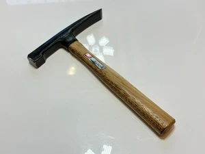 NEW True Temper USA Brick Hammer 11B, Wood Handle w/ Mason Rock Stone Chisel End - Picture 1 of 11