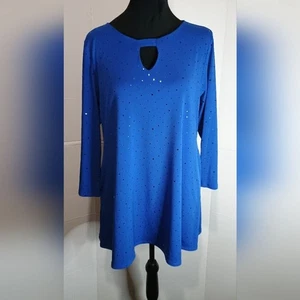 Sea & Anchor Blue Keyhole Cutout Top (Read) - Picture 1 of 3