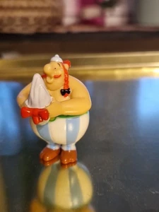Ü-Ei Figur Asterix Obelix - Bild 1 von 1
