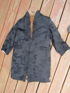 Abrigo forrado de seda y piel negro bordado de colección, para mujer: pequeño - Imagen 1 de 24