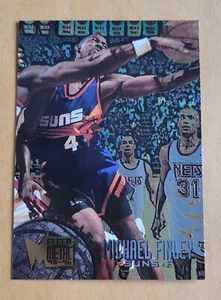 MICHAEL FINLEY - 1995-96 Fleer Metal Rookie #180 **COME NUOVO** SPEDIZIONE E RESO GRATUITI! - Foto 1 di 2